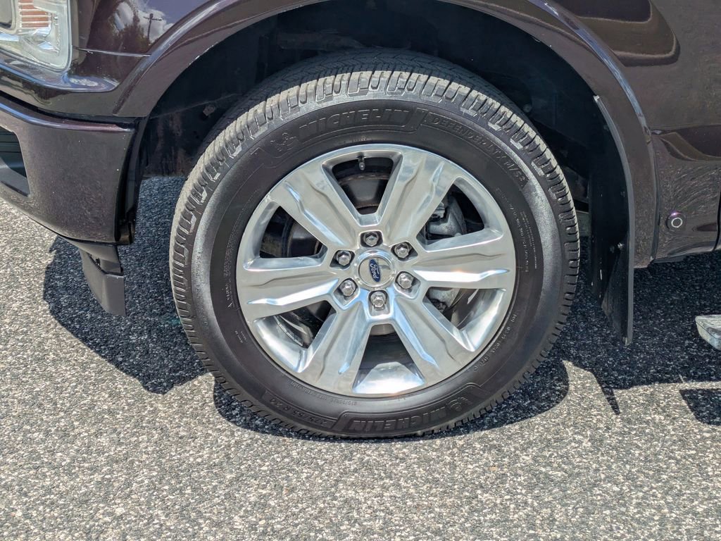 Used 2018 Ford F150 Platinum w/ Technology Package image 9