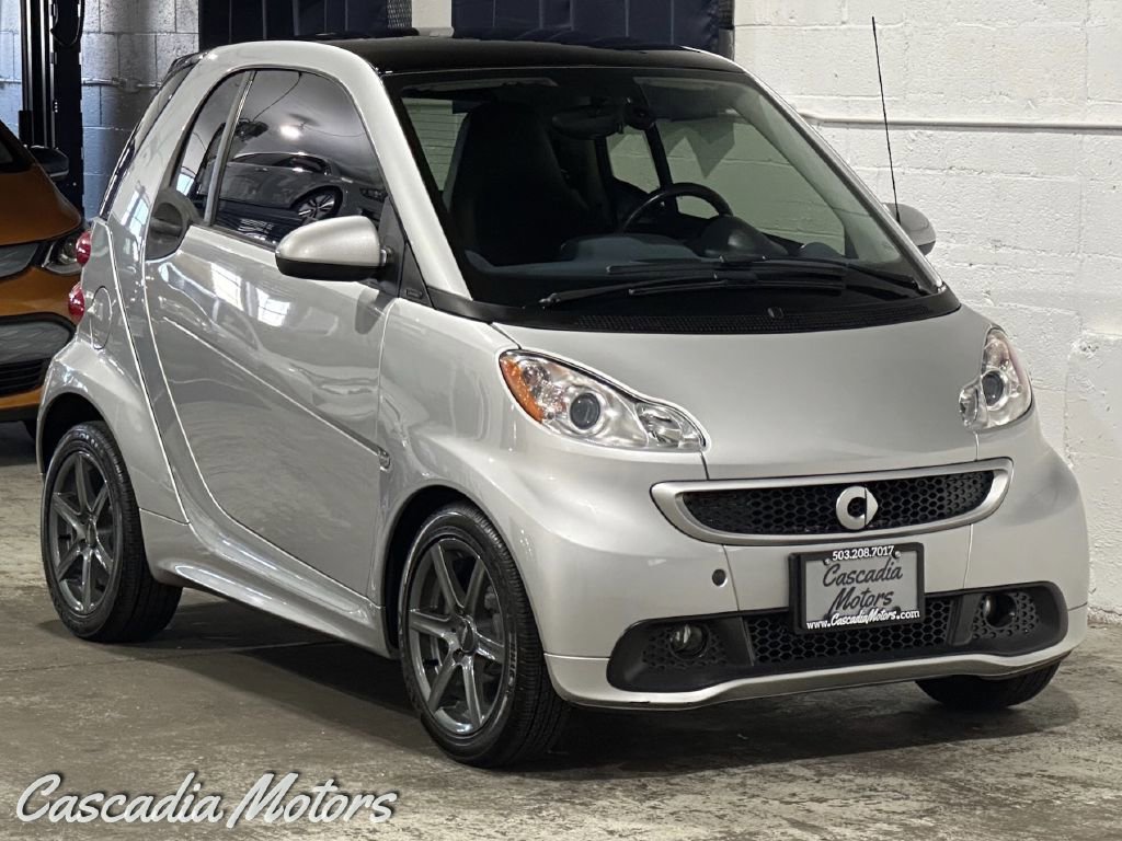 Used 2013 smart fortwo passion