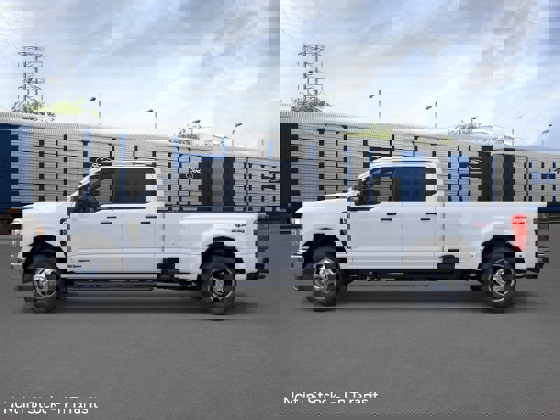 New 2026 Ford F350 XL image 3