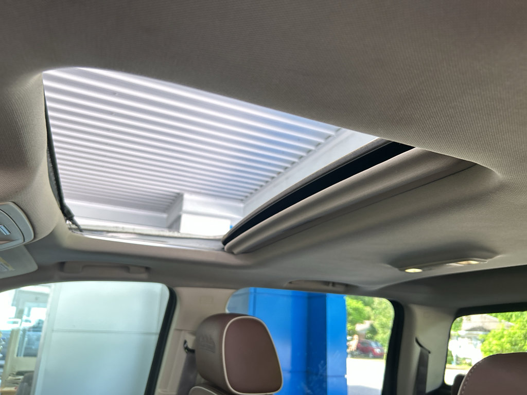 Used 2015 Chevrolet Silverado 2500 High Country w/ Duramax Plus Package image 35