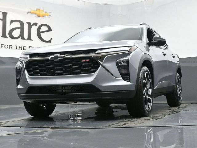 New 2026 Chevrolet Trax RS w/ Sunroof Package FWD image 34