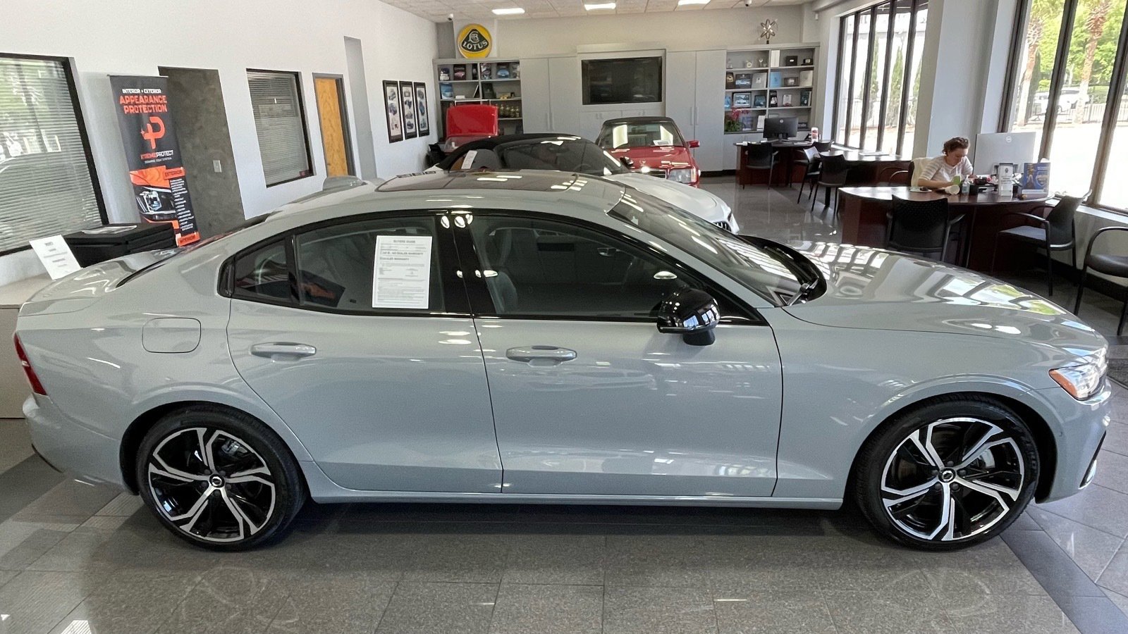 Used 2024 Volvo S60 B5 Plus w/ Climate Package AWD/4WD image 6