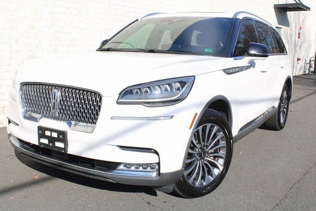 Used 2020 Lincoln Aviator Reserve w/ Equipment Group 201A image 4