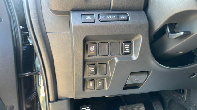 New 2027 Nissan Frontier PRO-4X w/ Pro Convenience Package AWD/4WD image 11