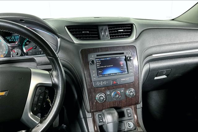 Used 2017 Chevrolet Traverse LT image 6