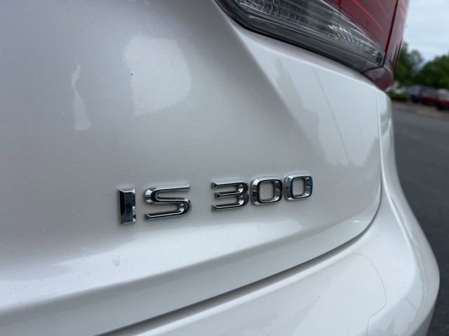 Used 2018 Lexus IS 300 w/ Accessory Package 2 RWD image 8