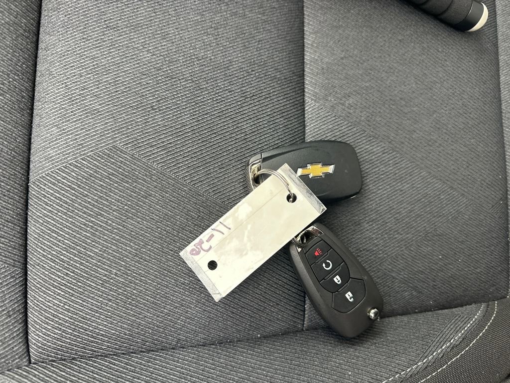 Used 2024 Chevrolet Trax RS w/ Sunroof Package image 33