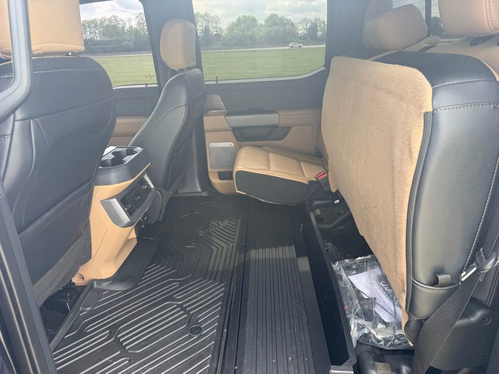 Used 2023 Ford F350 Lariat w/ Lariat Ultimate Package AWD/4WD image 16