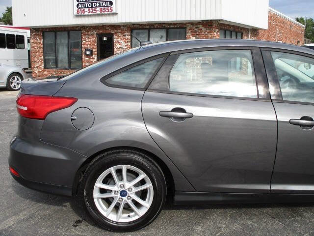 Used 2018 Ford Focus SE image 5