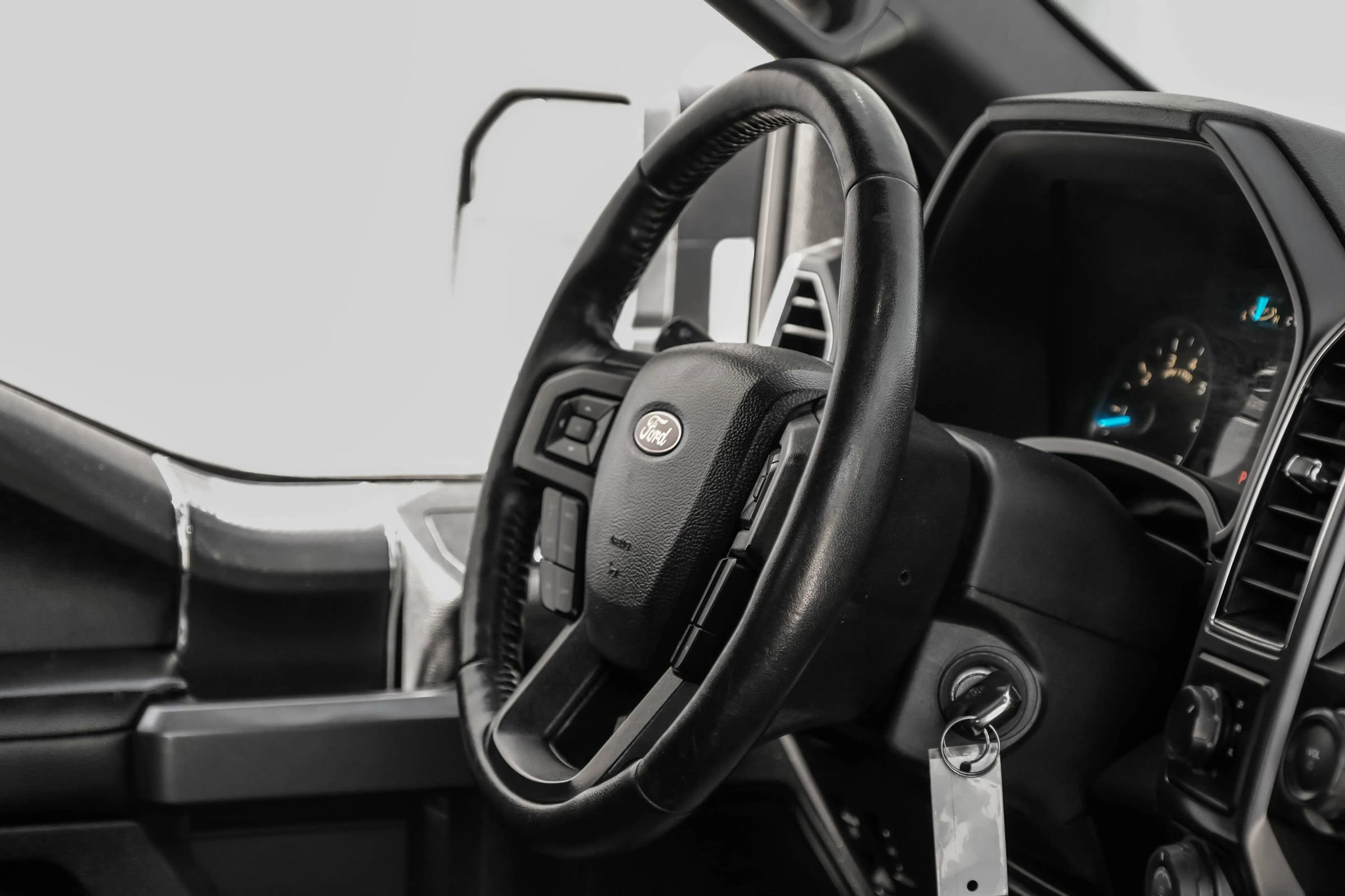 Used 2022 Ford F150 XLT w/ XTR Package image 13