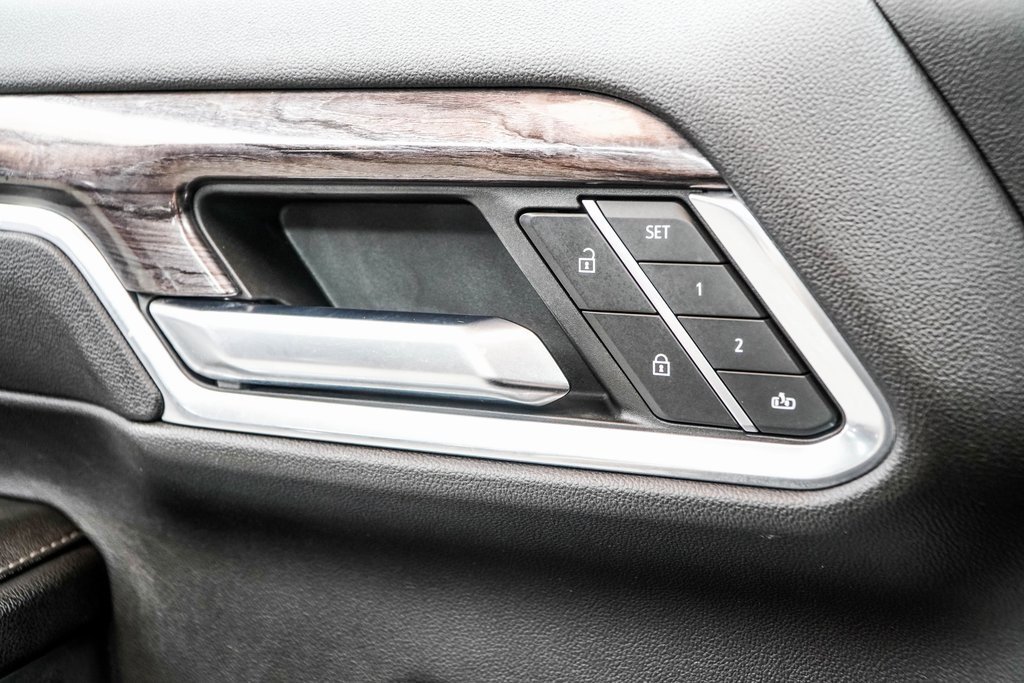 Used 2024 Chevrolet Silverado 3500 LTZ w/ LTZ Premium Package image 46