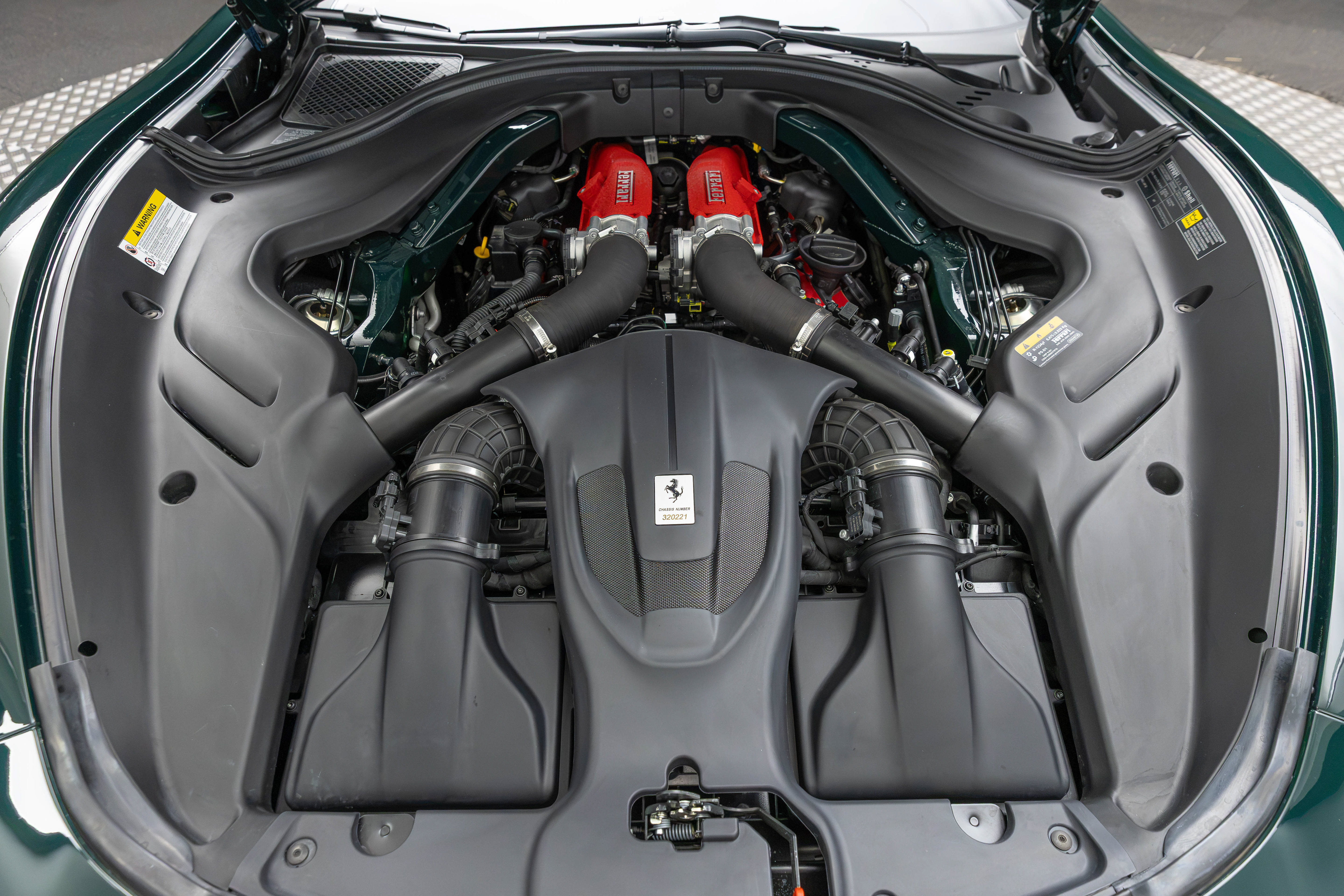 Certified 2025 Ferrari Roma Spider RWD image 63