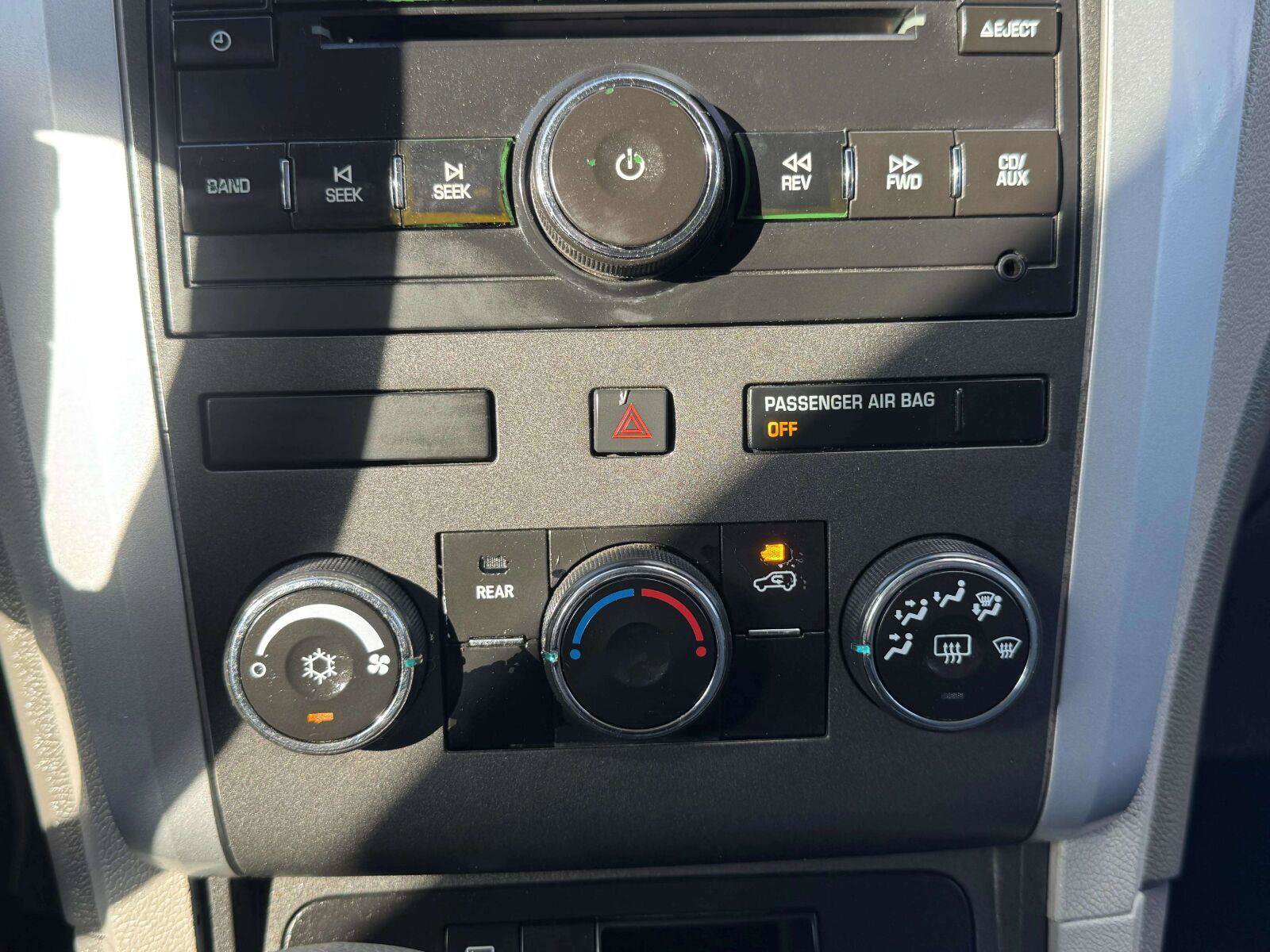 Used 2012 Chevrolet Traverse LS FWD image 30