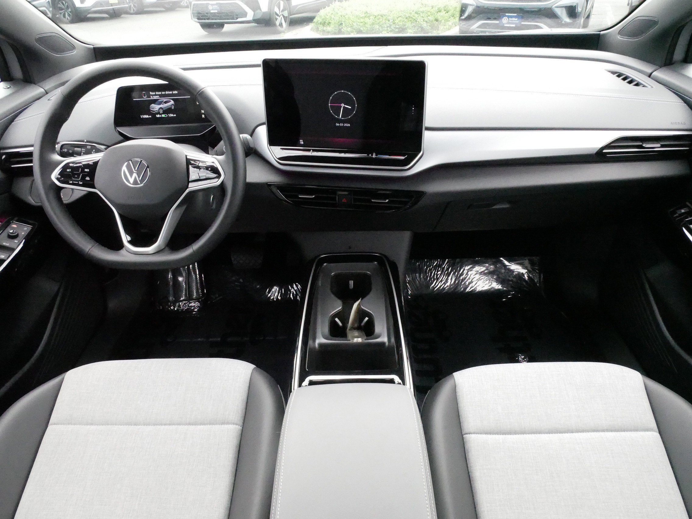 Certified 2025 Volkswagen ID.4 Pro AWD/4WD image 10