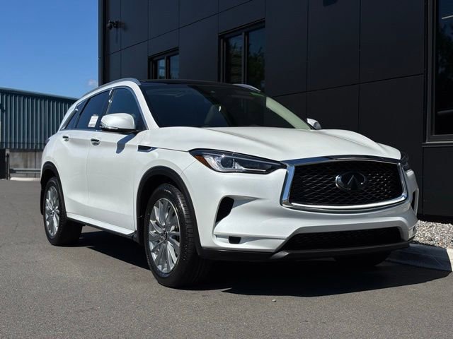 Used 2023 INFINITI QX50 Luxe image 9