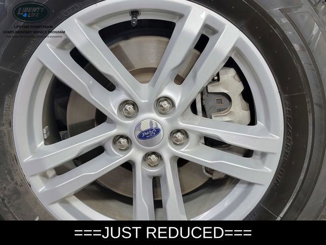 Used 2024 Ford Explorer XLT w/ Equipment Group 202A AWD/4WD image 10