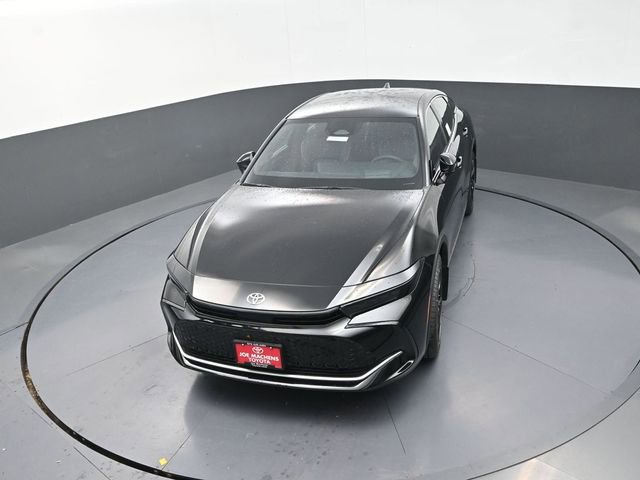 New 2026 Toyota Crown Platinum image 22