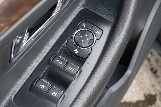 Used 2013 Ford Taurus Limited image 13