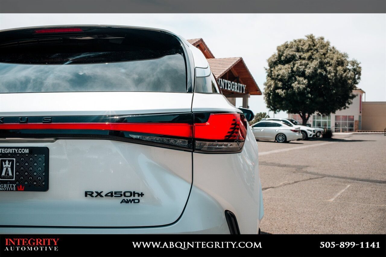 Used 2026 Lexus RX 450h AWD w/ Convenience Package image 14