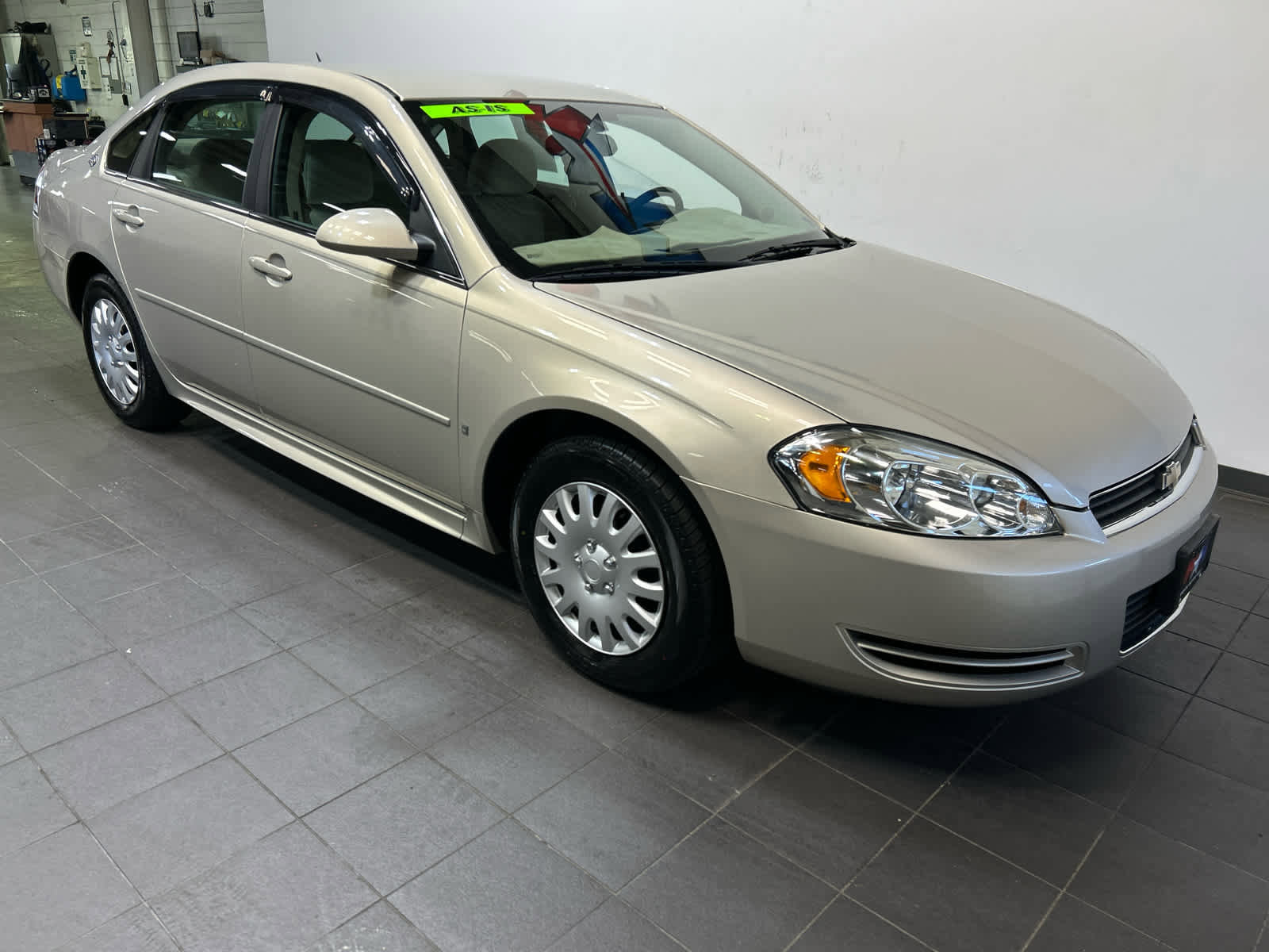 Used 2009 Chevrolet Impala LS FWD image 2