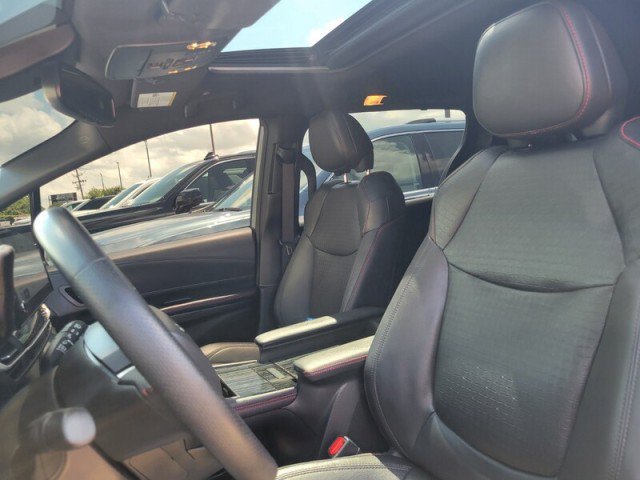 Used 2025 Toyota Sienna XSE FWD image 13