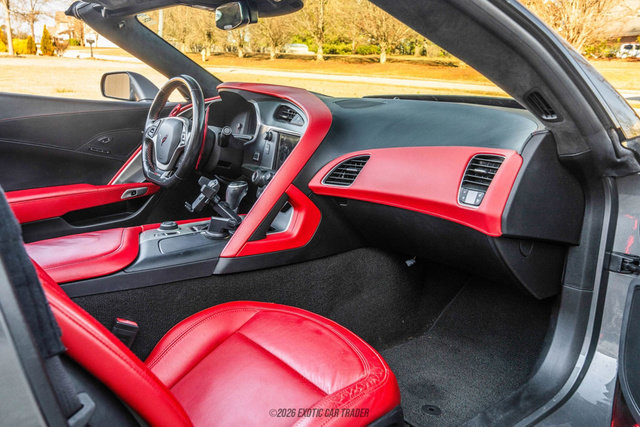 Used 2016 Chevrolet Corvette Z06 w/ 3LZ Preferred Equipment Group image 44