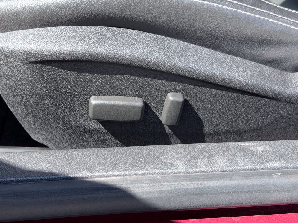 Used 2010 Chevrolet Camaro LT RWD image 13