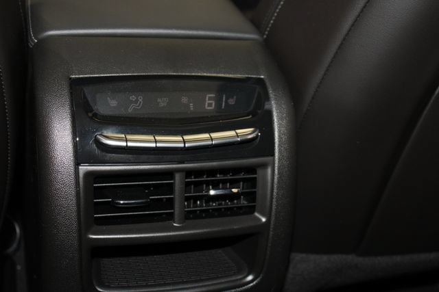 Certified 2023 Cadillac XT5 Premium Luxury w/ LPO, Floor Liner Package AWD/4WD image 13