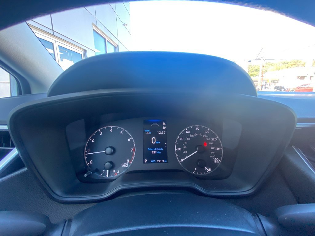 Used 2024 Toyota Corolla LE FWD image 16