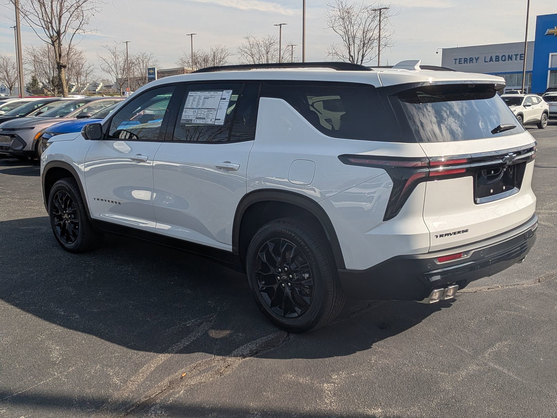 New 2026 Chevrolet Traverse LT w/ Midnight/Sport Edition FWD image 6