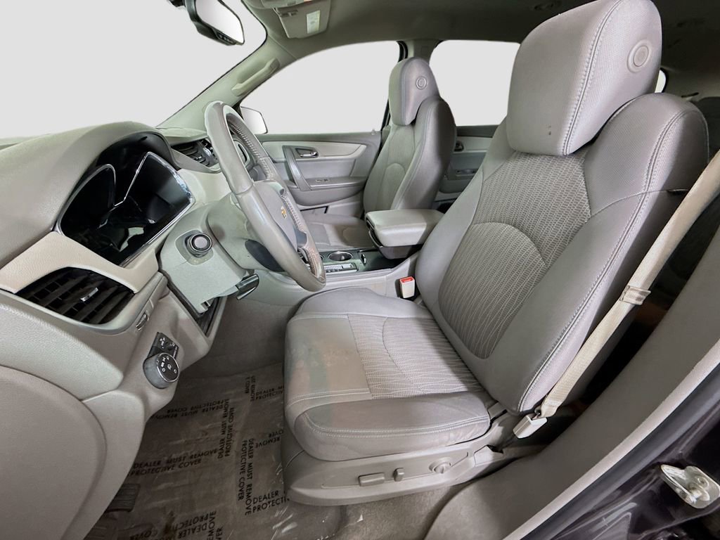 Used 2017 Chevrolet Traverse LT image 20