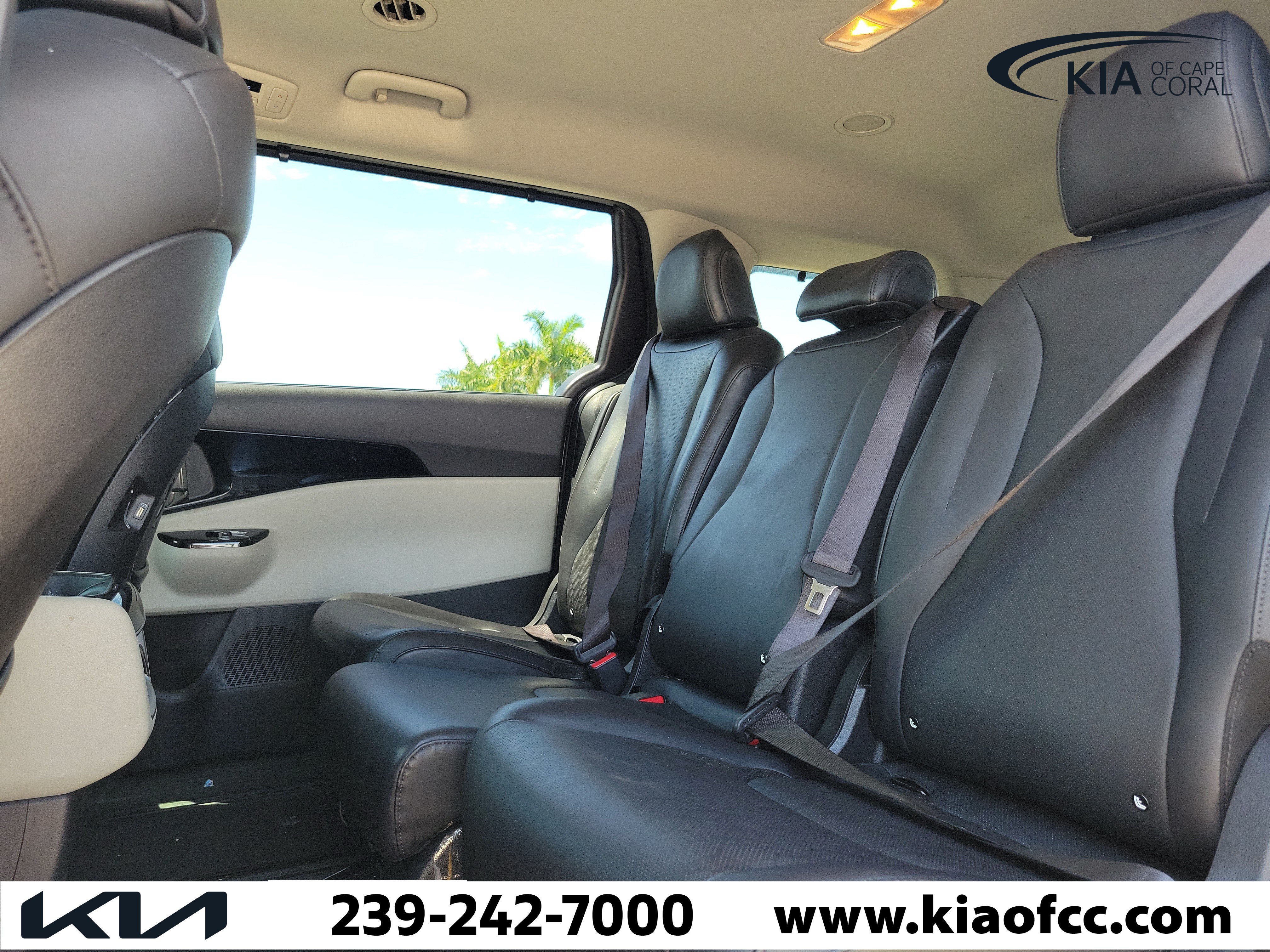 Certified 2023 Kia Carnival EX FWD image 14