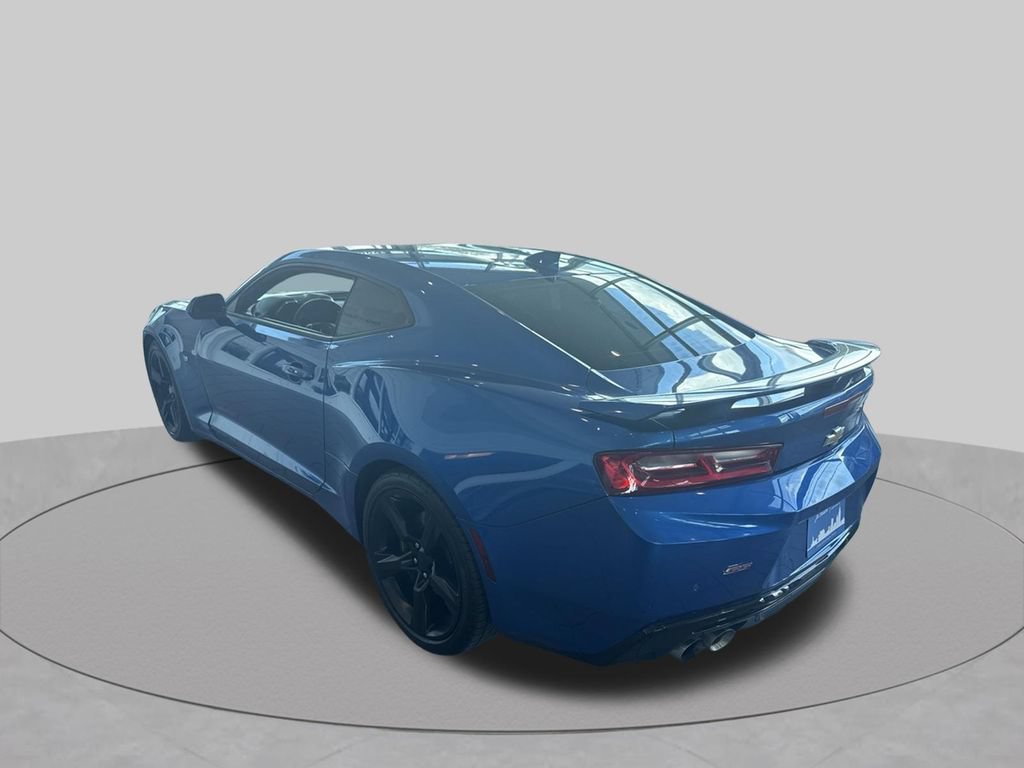 Used 2017 Chevrolet Camaro SS RWD image 6