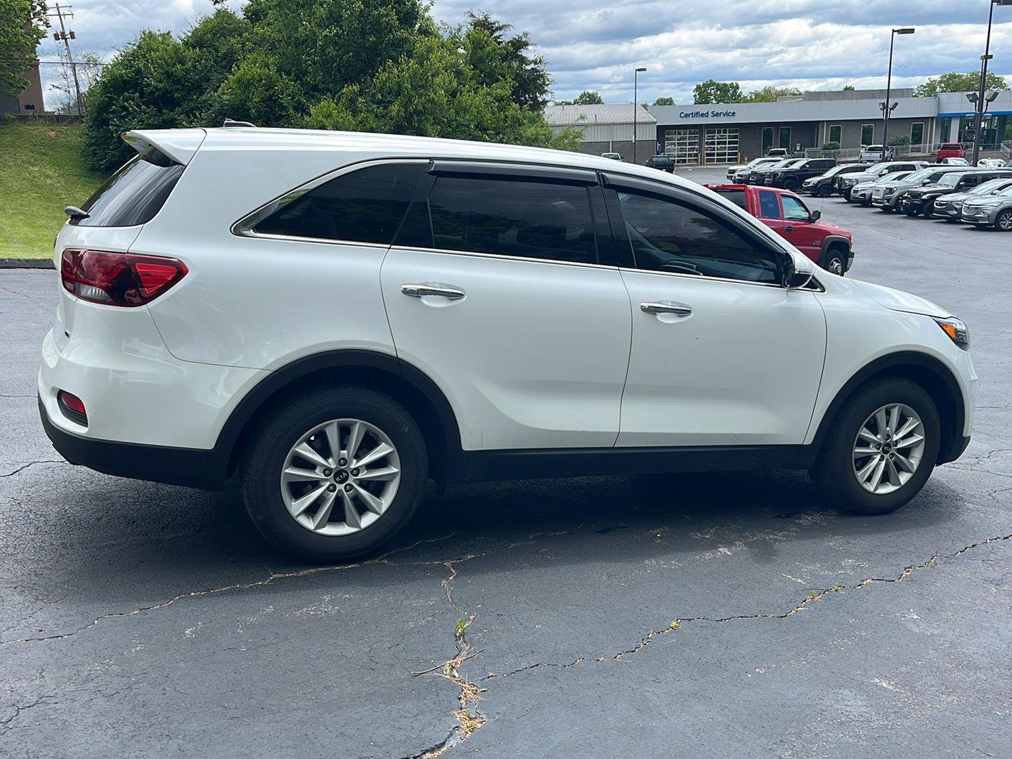 Used 2019 Kia Sorento FWD image 6
