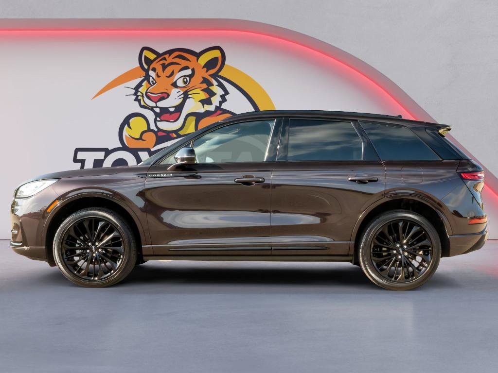 Used 2023 Lincoln Corsair Reserve w/ Equipment Group 201A AWD/4WD image 8