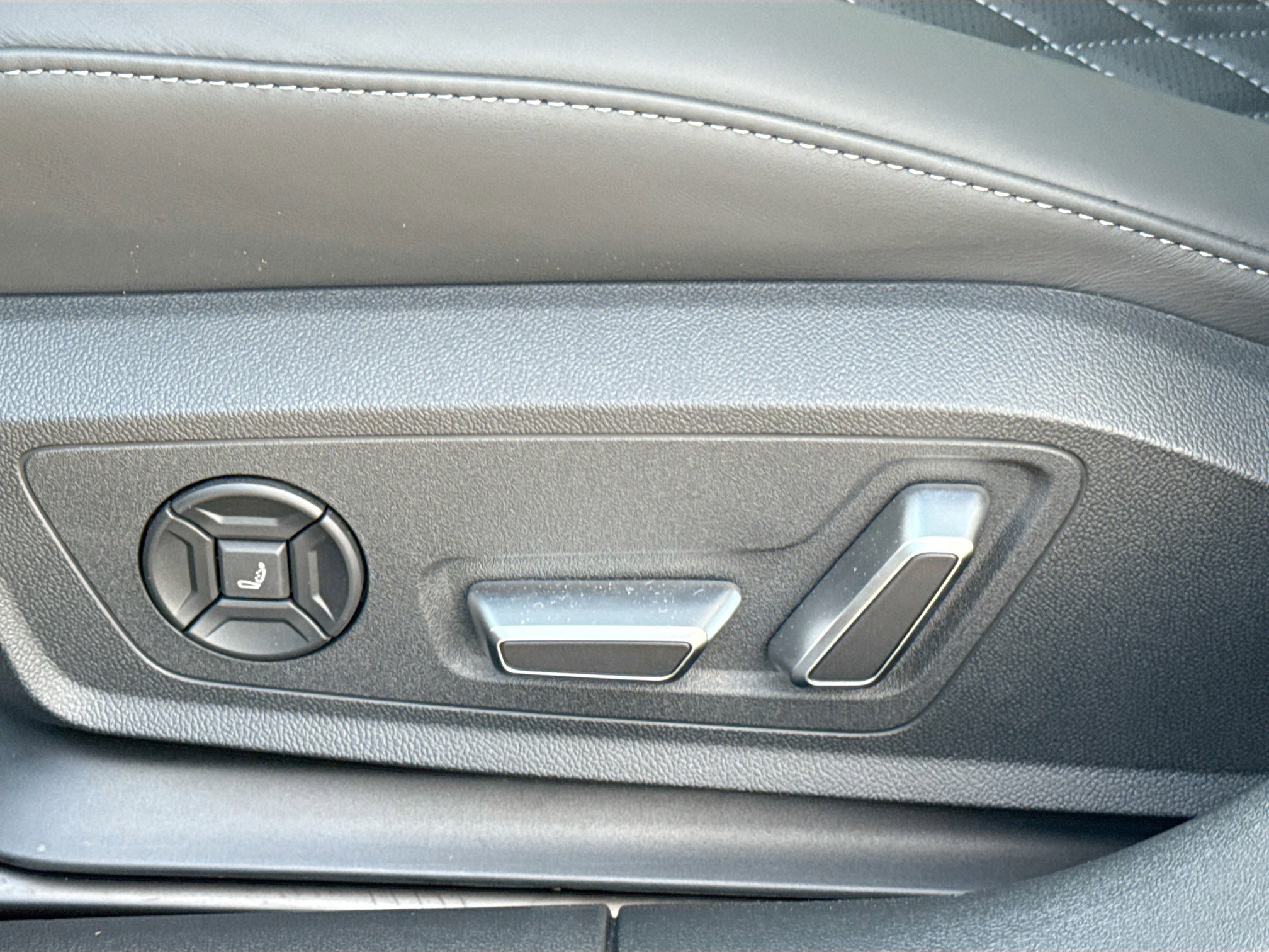 New 2025 Audi S5 Premium Plus image 25