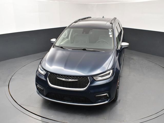 Used 2022 Chrysler Pacifica Limited image 14