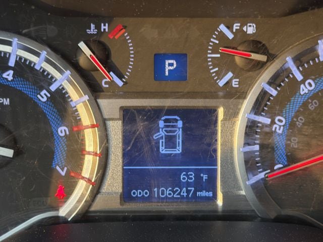 Used 2019 Toyota 4Runner SR5 AWD/4WD image 27