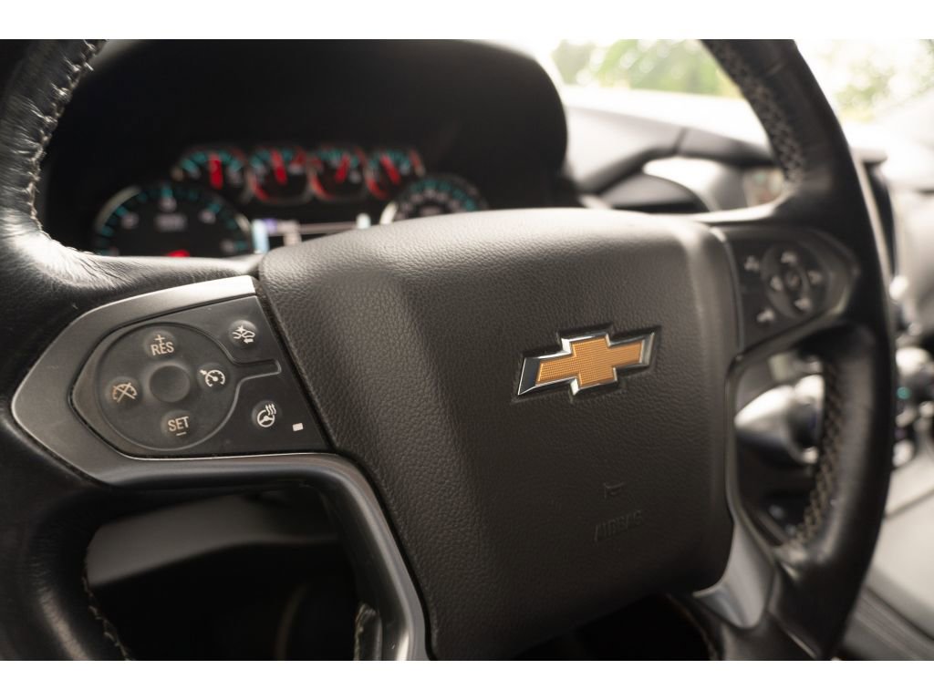 Used 2020 Chevrolet Suburban Premier RWD image 32