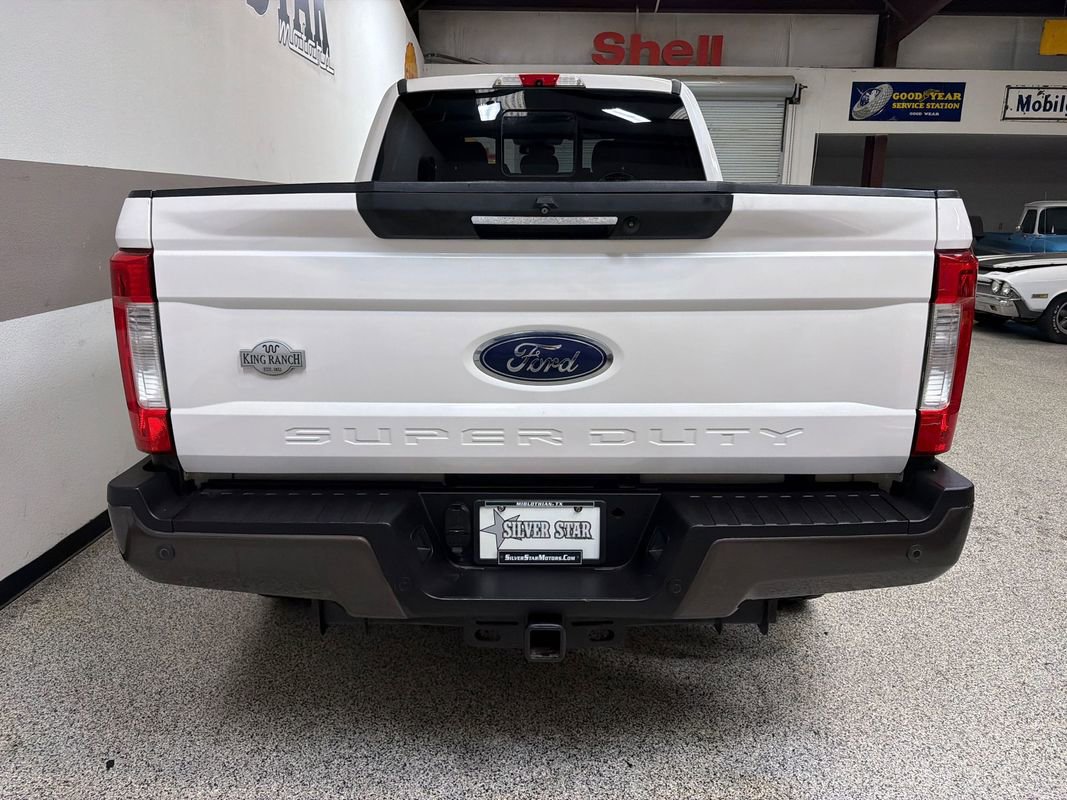 Used 2017 Ford F250 King Ranch w/ FX4 Off-Road Package AWD/4WD image 36