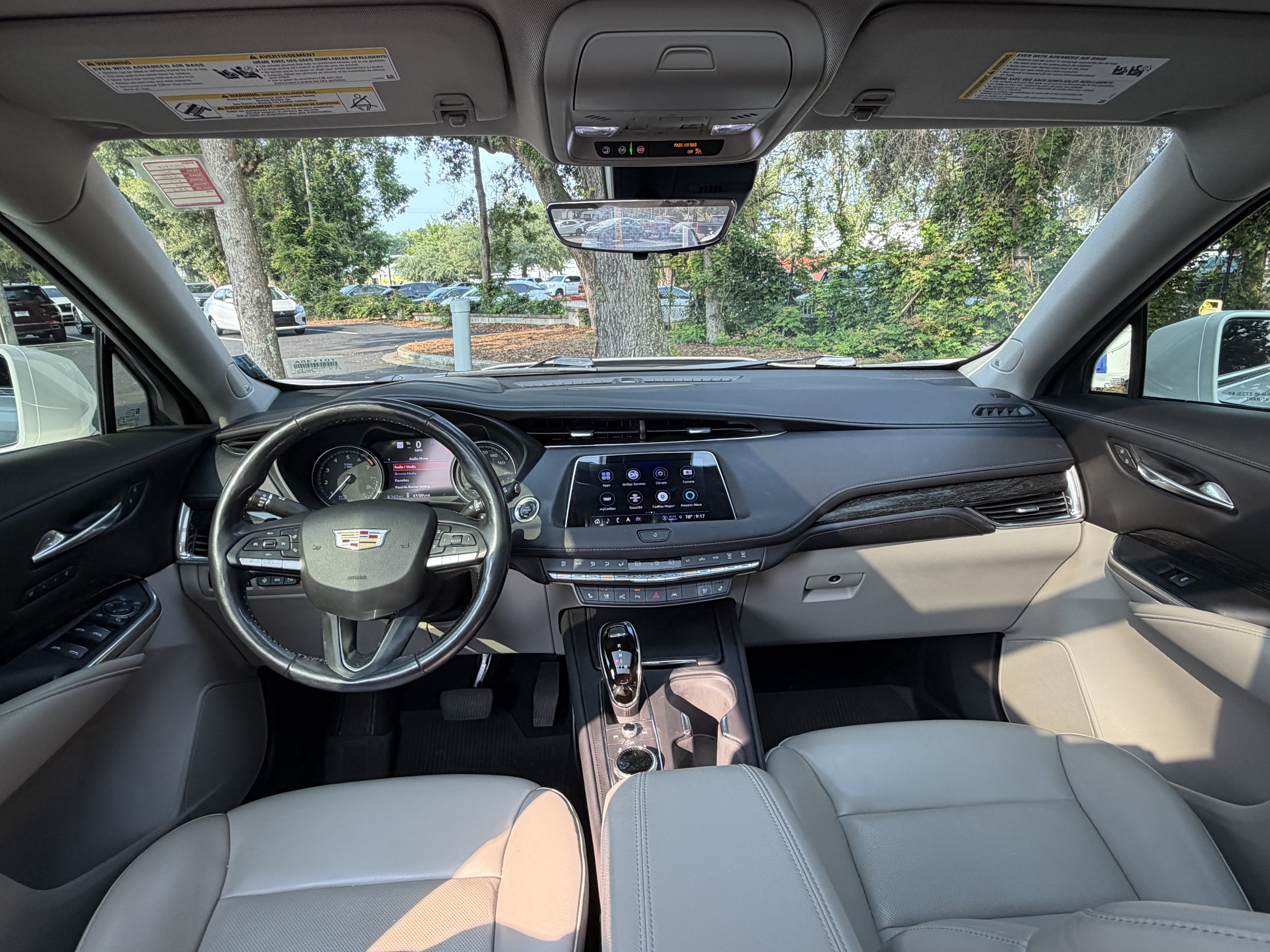 Used 2021 Cadillac XT4 Premium Luxury FWD image 36