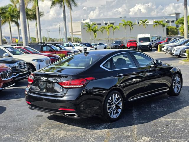 Used 2016 Hyundai Genesis 3.8 RWD image 3