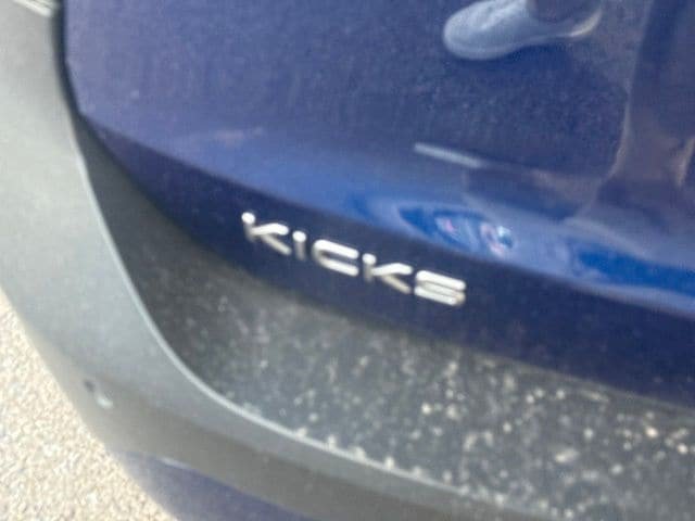 Certified 2025 Nissan Kicks SV w/ Charging Package AWD/4WD image 32
