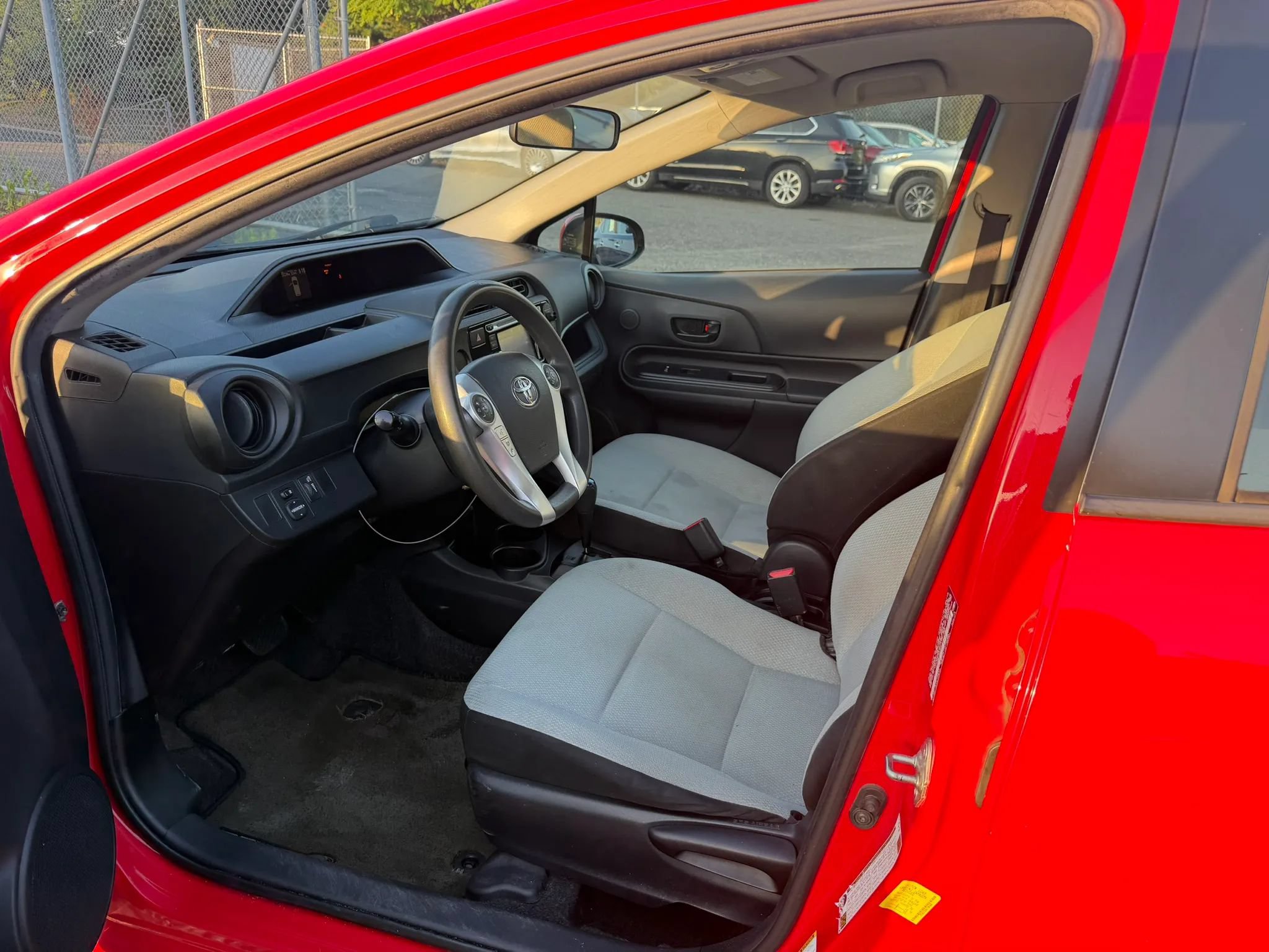 Used 2015 Toyota Prius C One FWD image 10