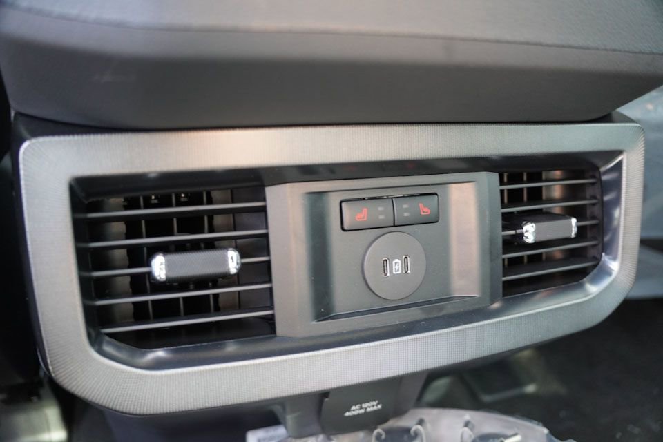 New 2026 Ford F250 Platinum image 12