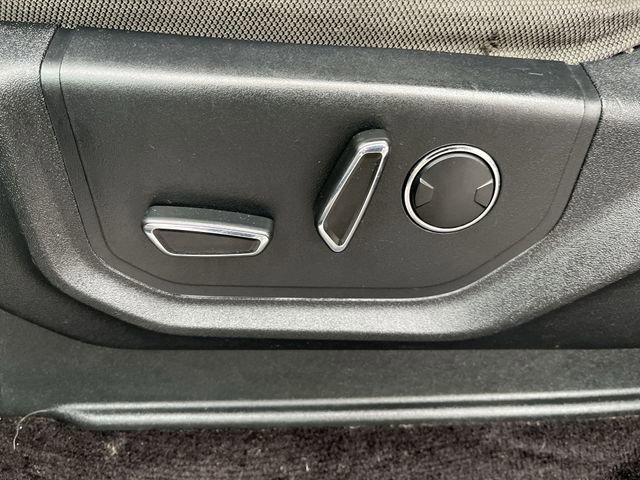 Used 2015 Ford F150 XLT w/ Equipment Group 302A Luxury image 16