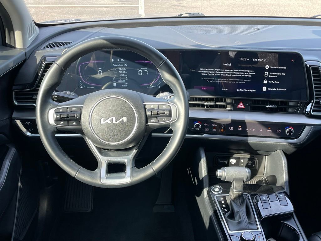 Used 2025 Kia Sportage EX w/ Premium Package image 11