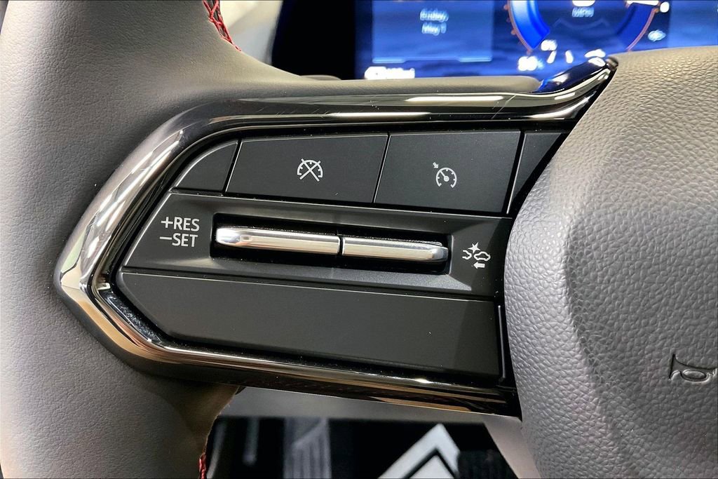 Used 2026 Chevrolet Equinox EV RS AWD/4WD image 12