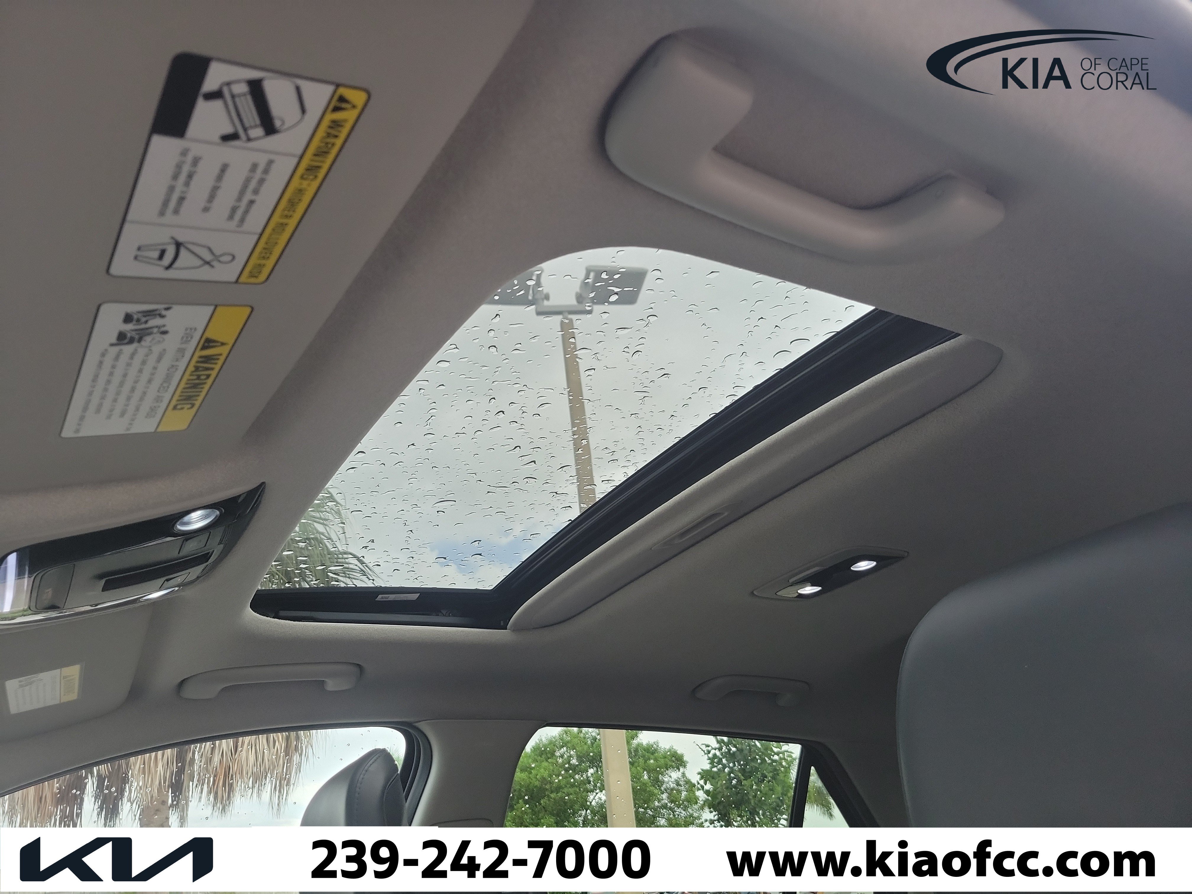 Certified 2023 Kia Niro SX Touring FWD image 19