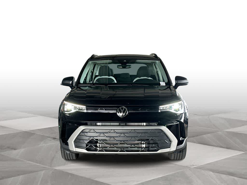 Used 2025 Volkswagen Taos S FWD image 3